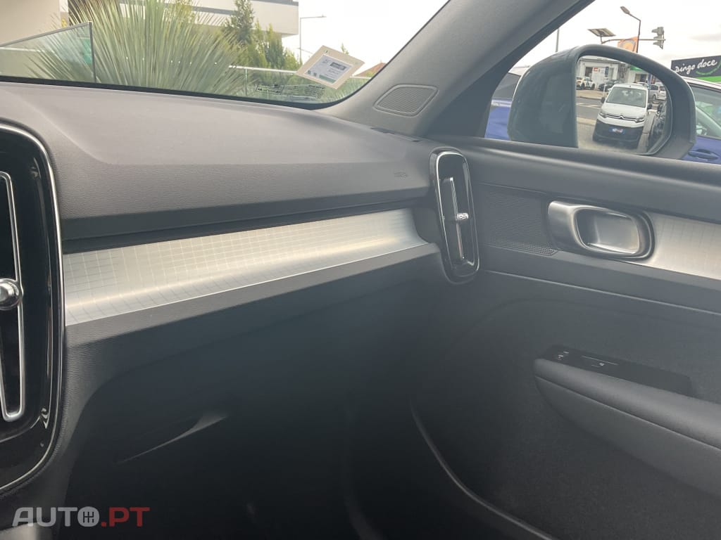 Volvo XC40 1.5 T3 Momentum