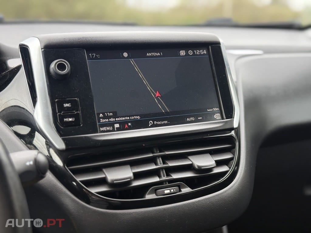 Peugeot 208 1.5 BlueHDi Signature