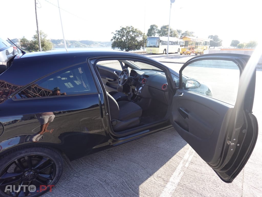 Opel Corsa 1.3 CDTi Black Edition