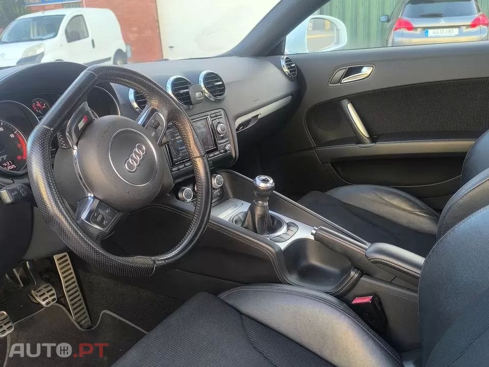 Audi TT 1.8 TFSI S-line