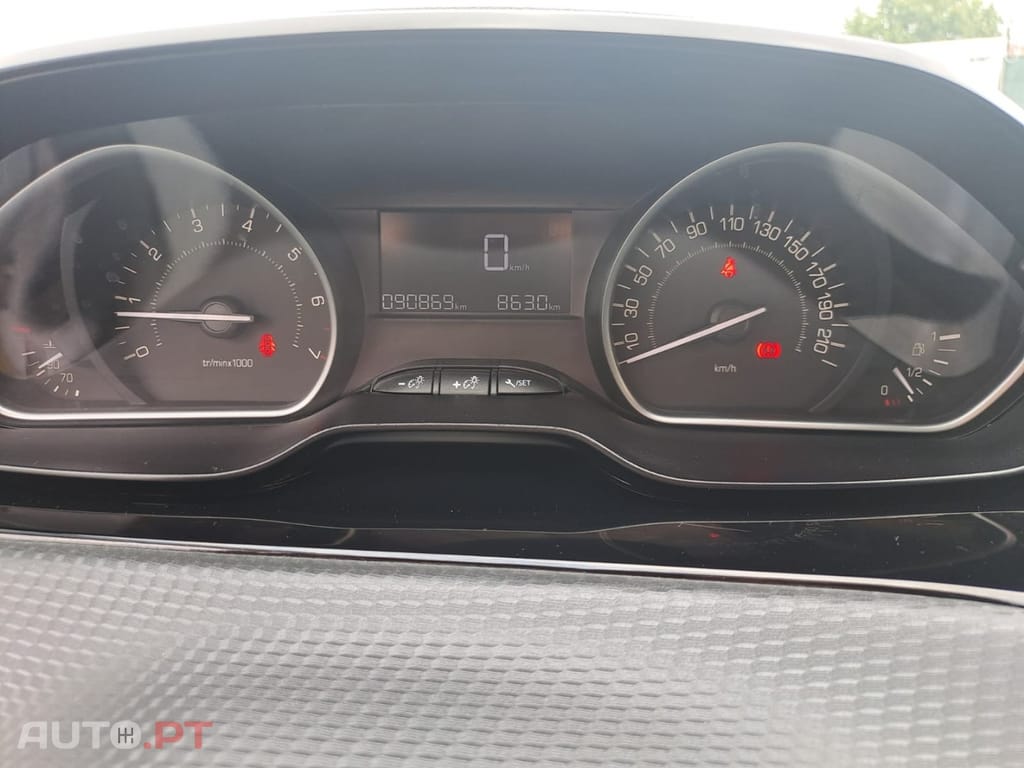 Peugeot 208 1.2 PureTech Style