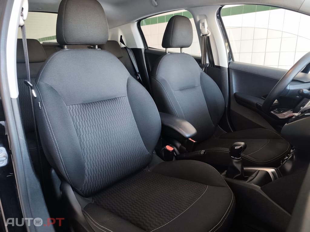 Peugeot 208 1.6 BlueHDi Active