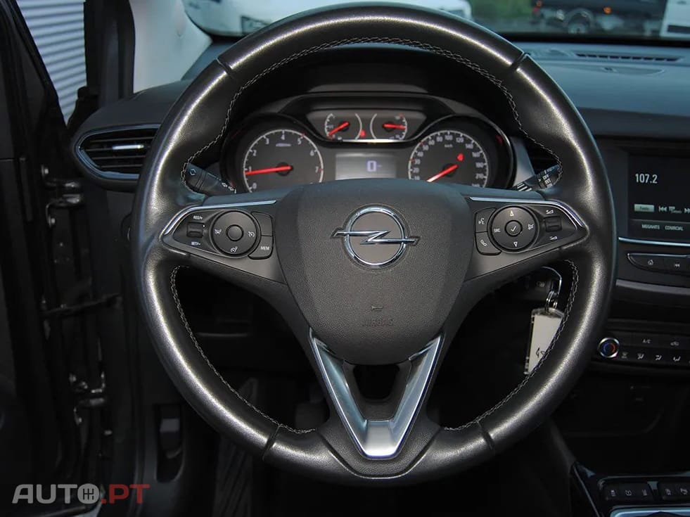 Opel Crossland 1.2 Business Edition