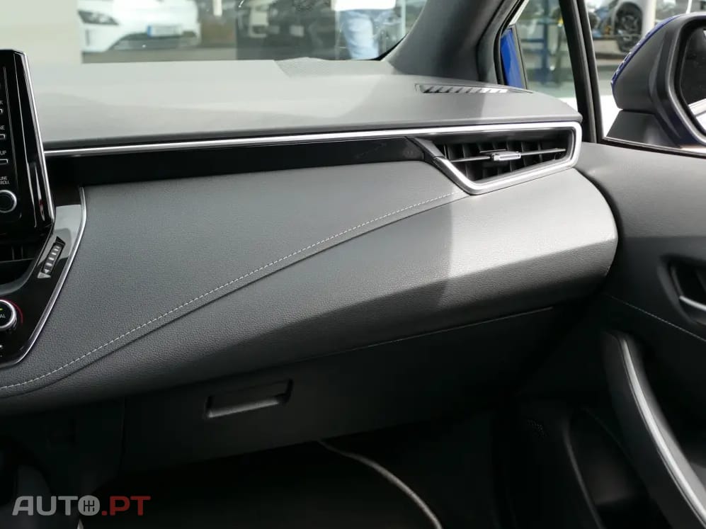 Toyota Corolla 1.8 Hybrid Active