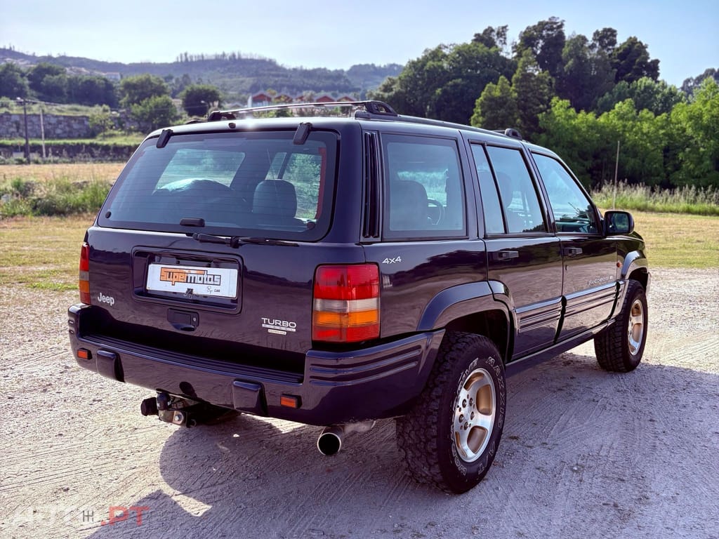Jeep Grand Cherokee 2.5 TD Official