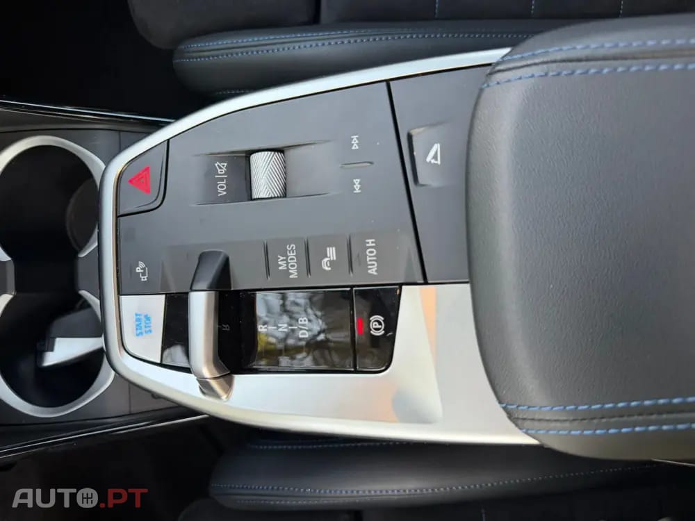 BMW iX2 xDrive30 Pack Desportivo M Pro