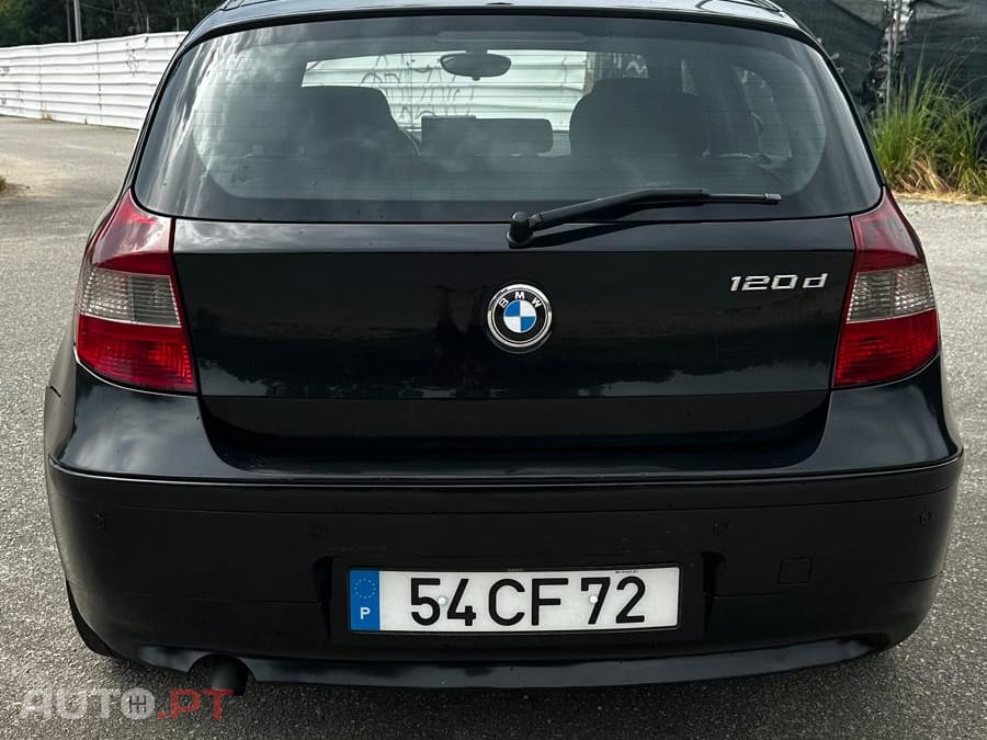 BMW 120 e87