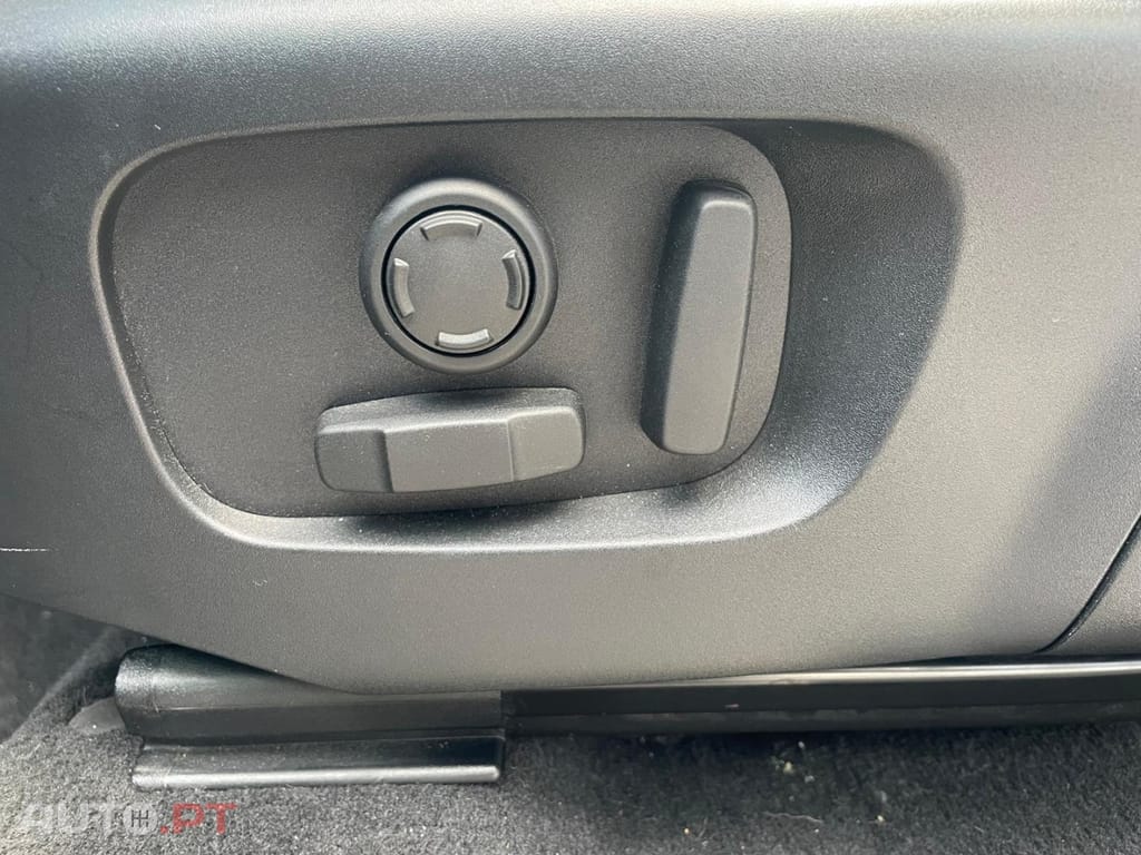 Land Rover Discovery 2.0 TD4 S Auto