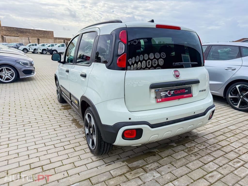 Fiat Panda Pandina 1.0 Hybrid Icon