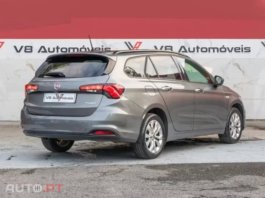 Fiat Tipo 1.3 M-Jet Lounge Tech