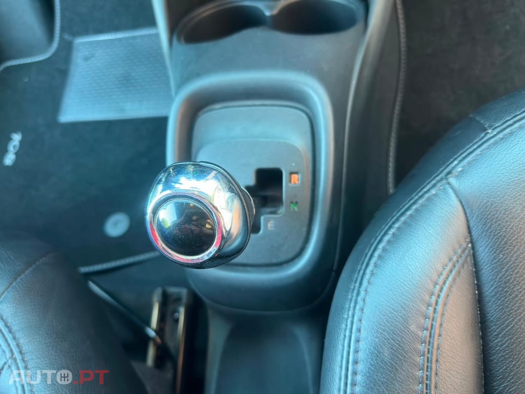 Peugeot 108 1.0 AUTOMÁTICO