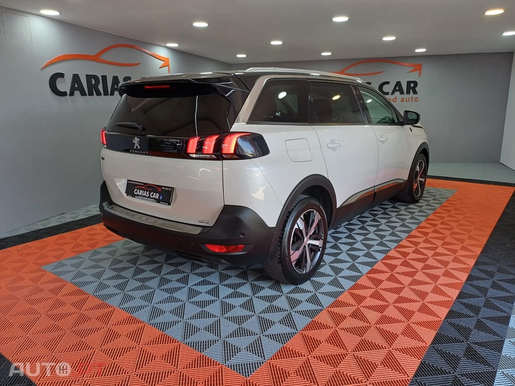 Peugeot 5008 1.2 PureTech Crossway Auto