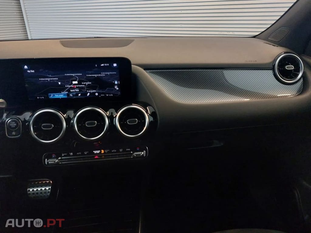 Mercedes-Benz GLA 180 d AMG Line