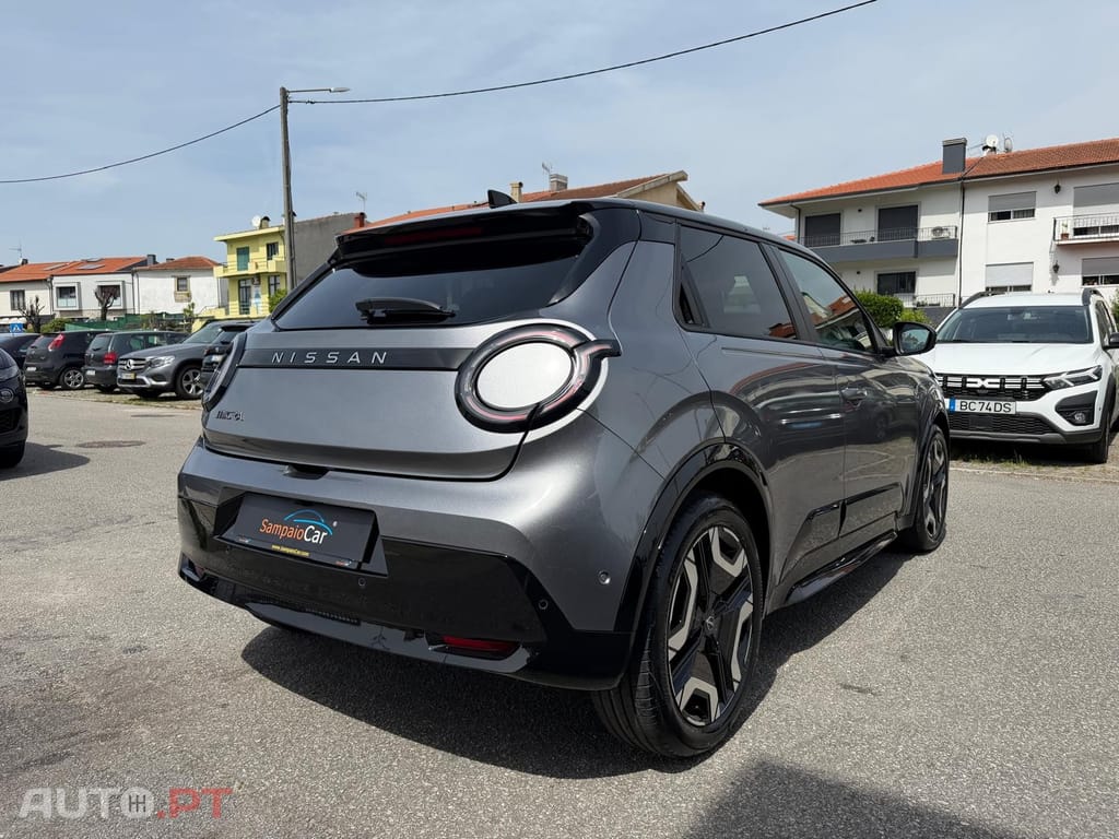 Nissan Micra 52 kWh Advance Two Tone