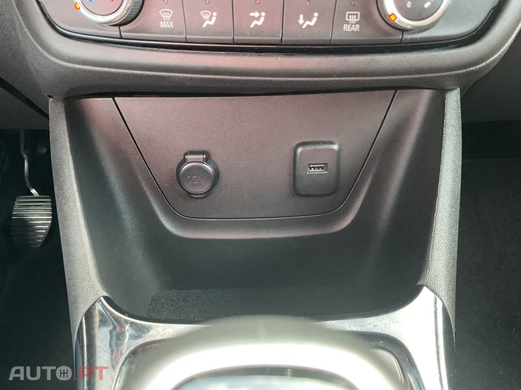Opel Crossland X 1.2 Business Edition
