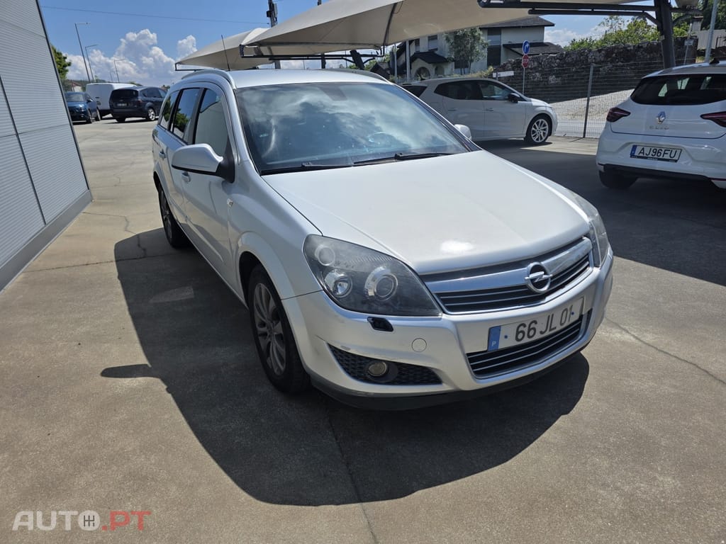 Opel Astra 1.7 CDTi Selection Business