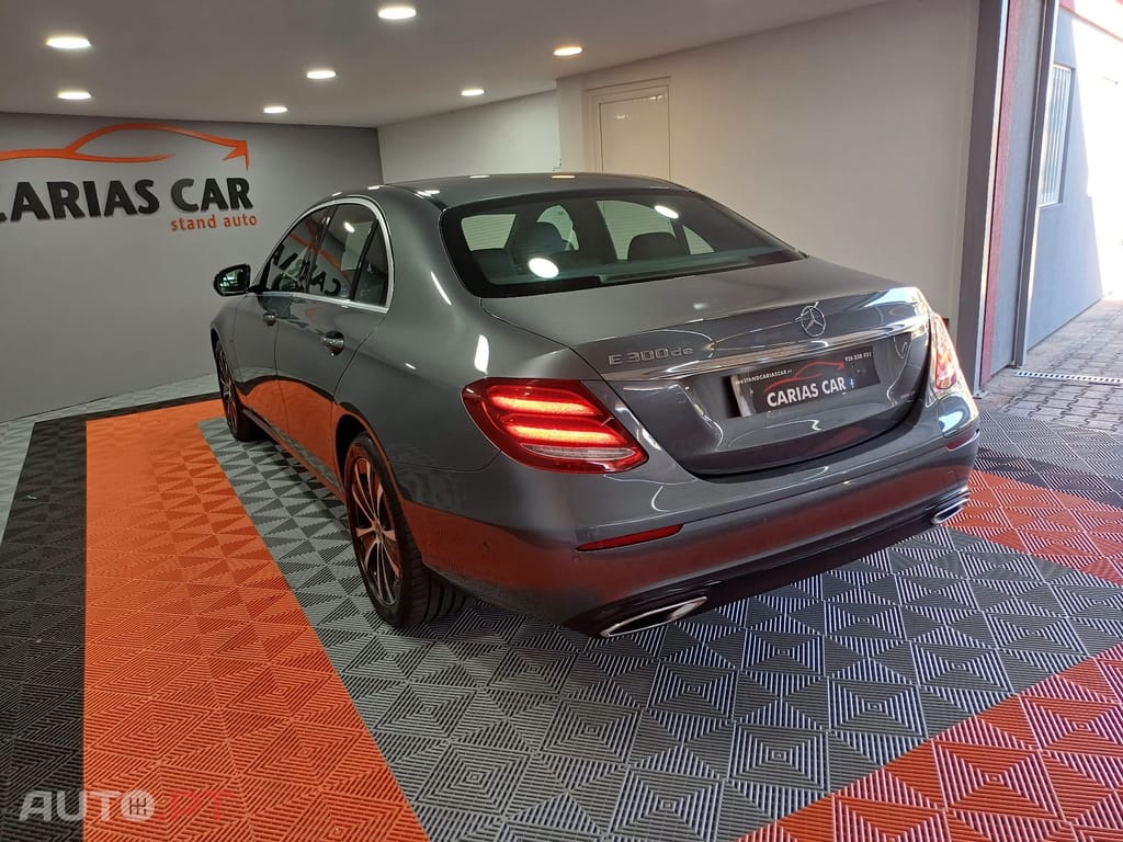 Mercedes-Benz E 300 de Avantgarde