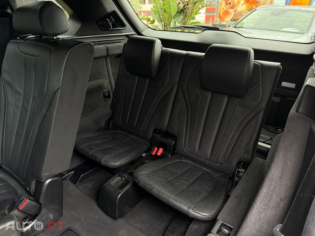 BMW X5 25 d sDrive Comfort 7L