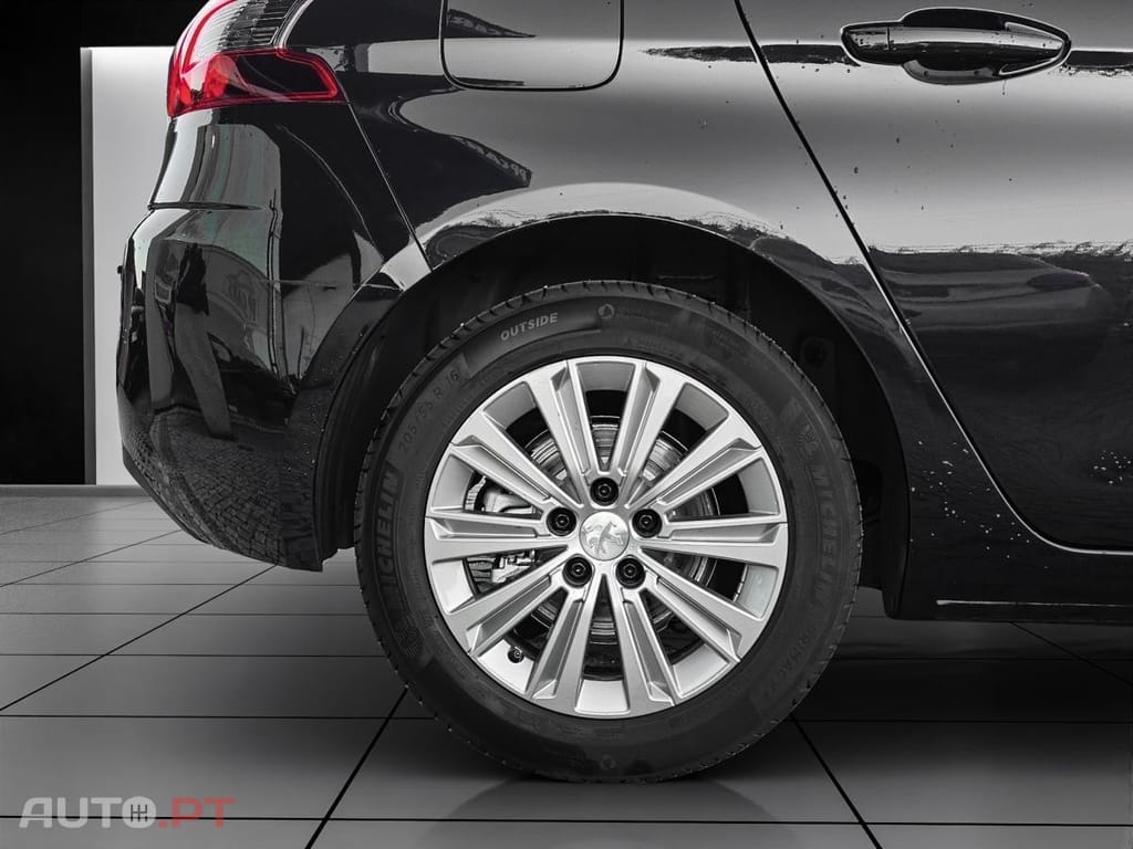 Peugeot 308 PureTech 130 Allure Pack