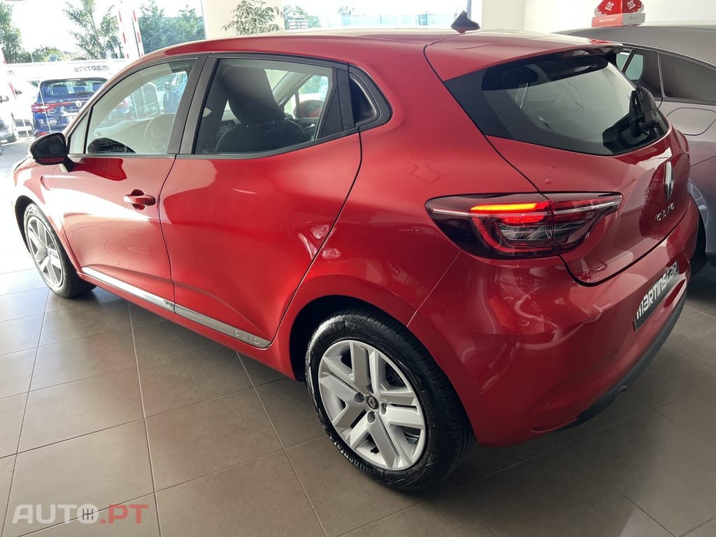 Renault Clio 1.0 TCe Intens CVT — fotografia 8