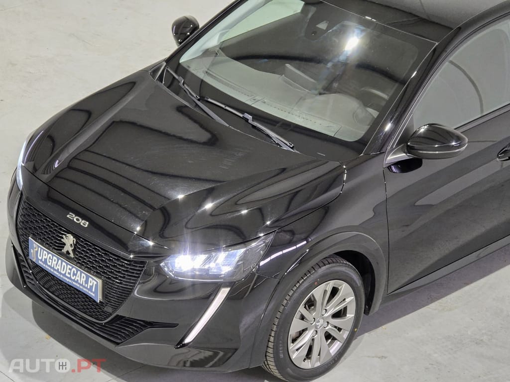 Peugeot E-208 50 kWh Style