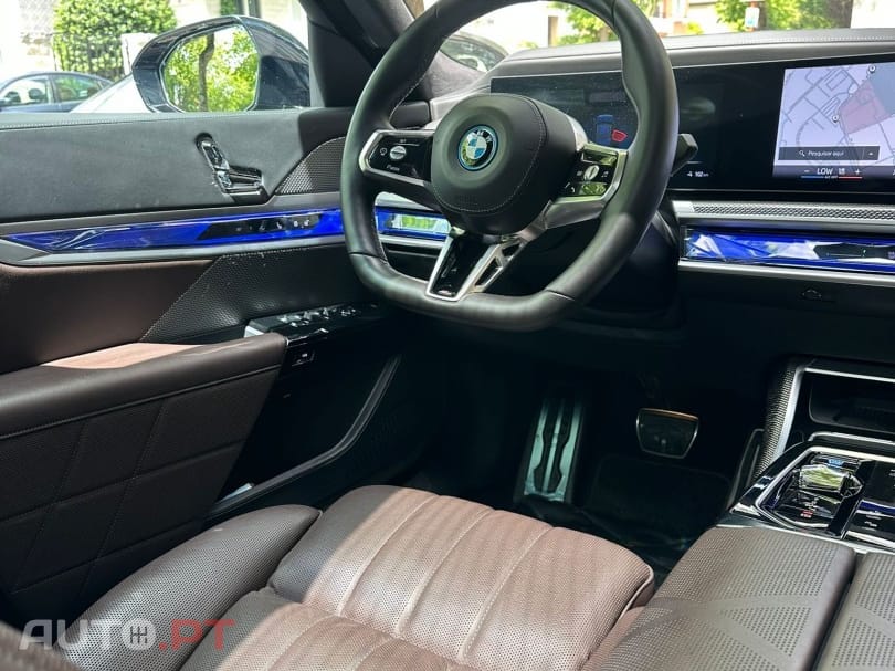 BMW i7 xDrive60 Pack Desportivo M