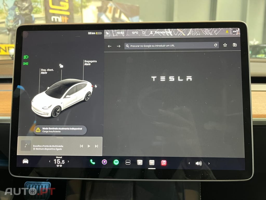 Tesla Model 3 Stander 