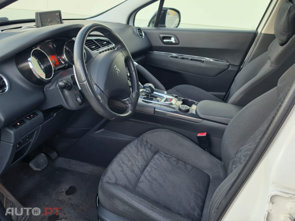 Peugeot 3008 2000 HDi hybrid4. 4x4 200Cvs. Automática 6299 — fotografia 7