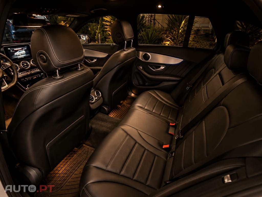 Mercedes-Benz C 250 (BlueTEC) d Station 7G-TRONIC AMG Line