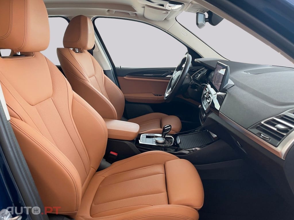 BMW X3 I.V.A DEDUTIVEL xD30e