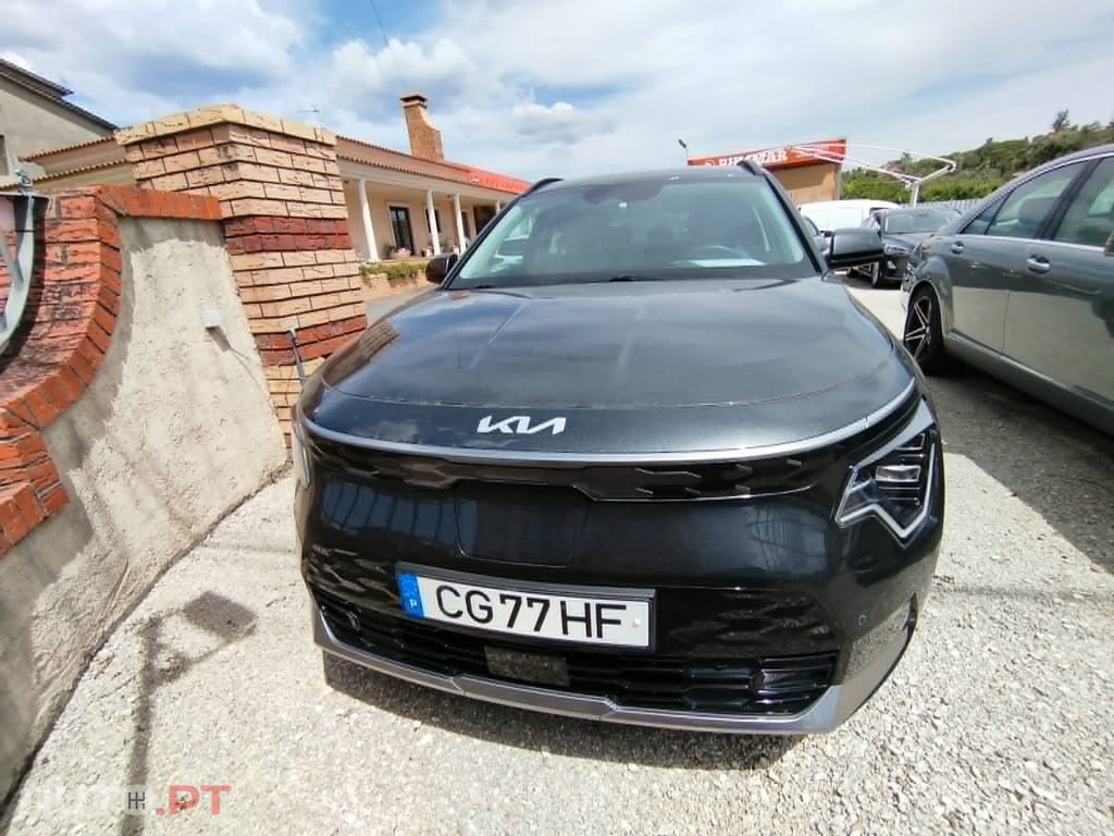 Kia Niro 204cv