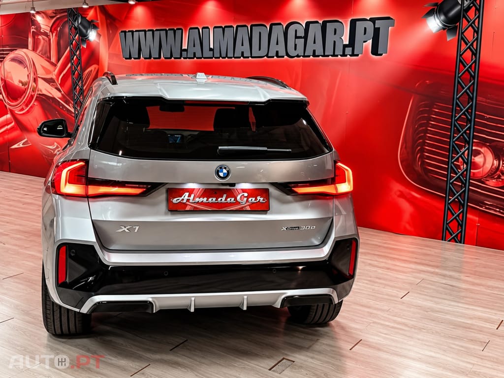 BMW X1 xDrive25e Pack Desportivo M