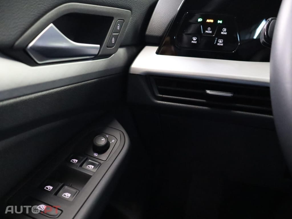 Volkswagen Golf 1.5 TSI URBAN