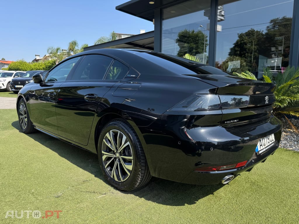 Peugeot 508 1.6 Hybrid Allure Pack e-EAT8