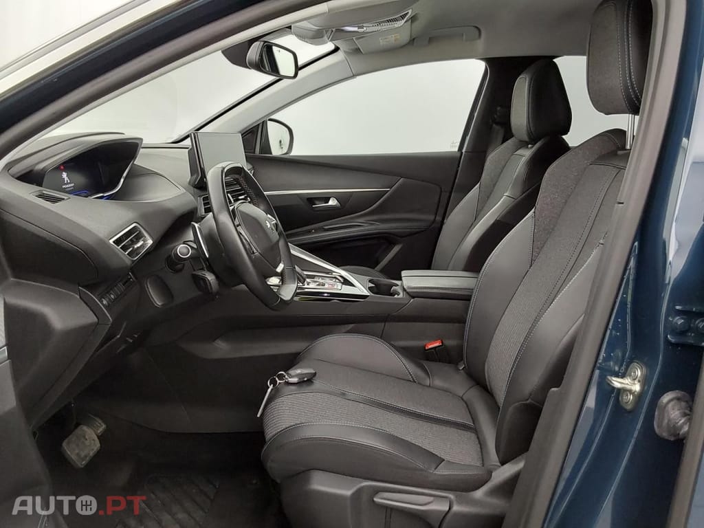 Peugeot 3008 1.2 PureTech Allure EAT8