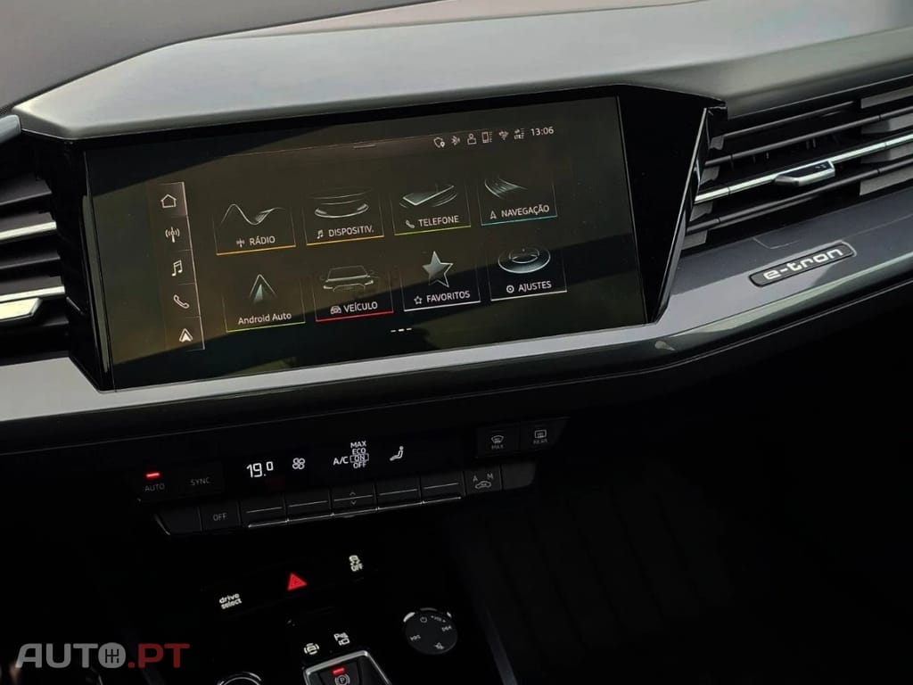 Audi E-Tron 45 82 kWh SE BUSINESS PLUS