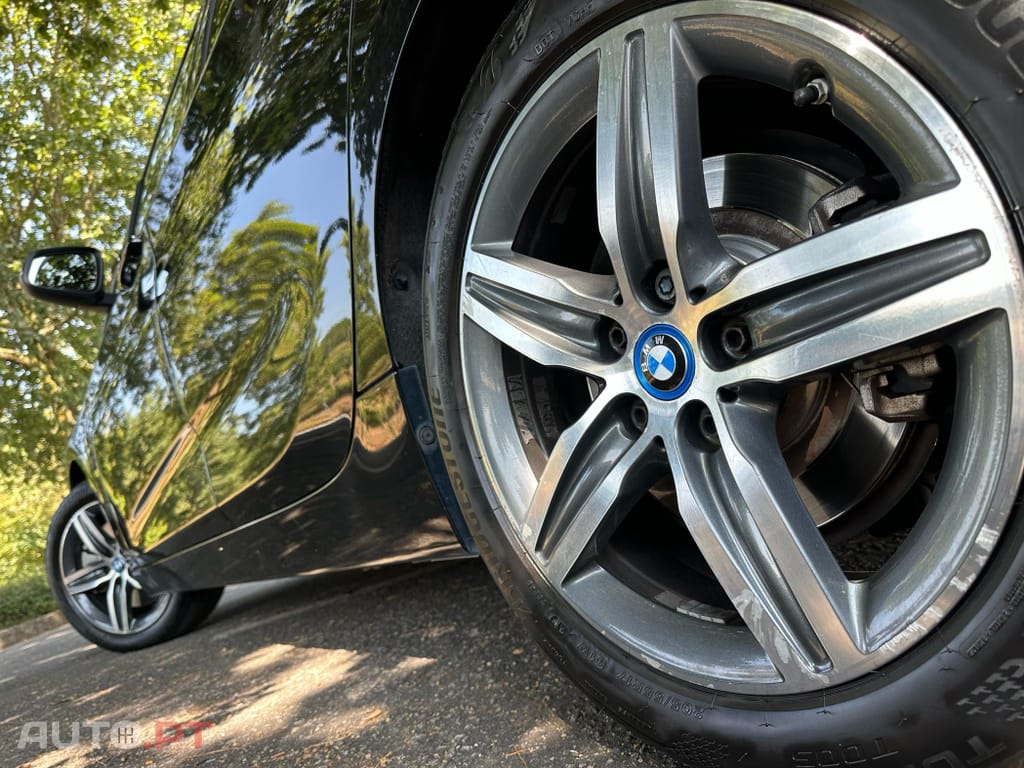 BMW 225 xe Line Sport