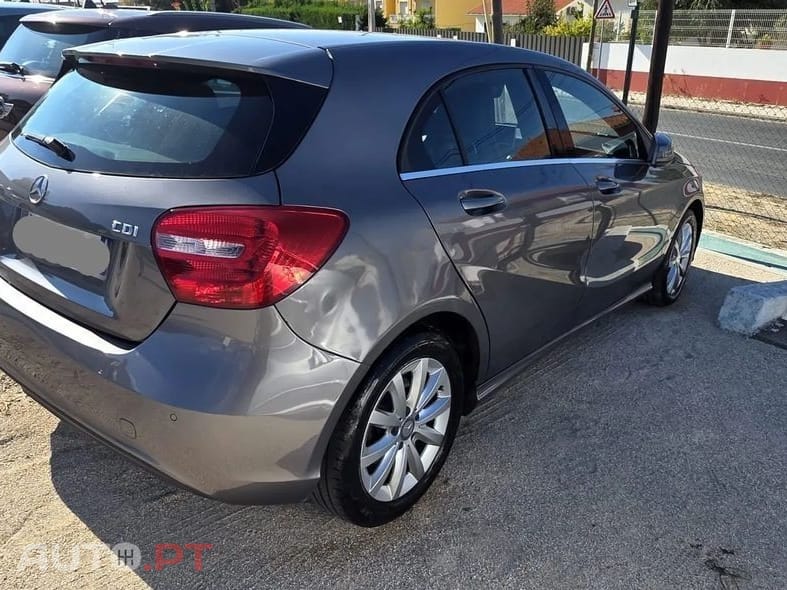 Mercedes-Benz A 180 CDI (BlueEFFICIENCY) Urban
