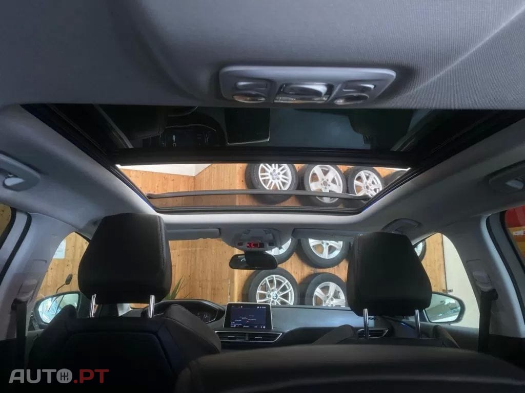 Peugeot 3008 1.2 PureTech Allure