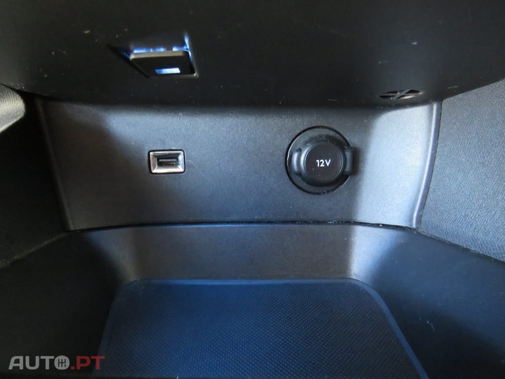 Peugeot 3008 1.5 BlueHDi Active Pack