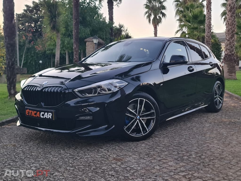 BMW 118 d Pack Desportivo M
