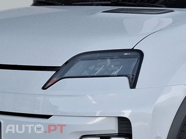 Renault 5 EV52 iconic cinq 150 cv autonomia comfor