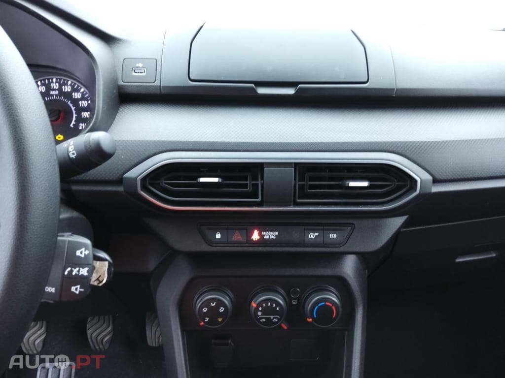 Dacia Sandero 1.0 ECO-G Essential Bi-Fuel