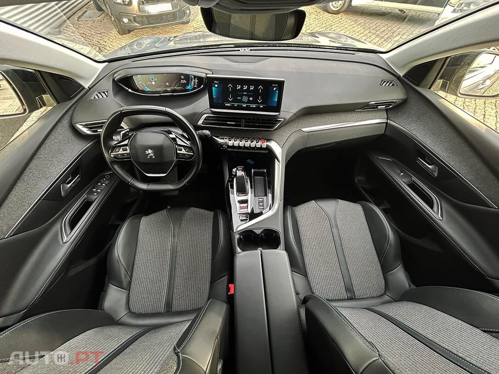 Peugeot 3008 1.6 Hybrid4 Allure Pack e-EAT8