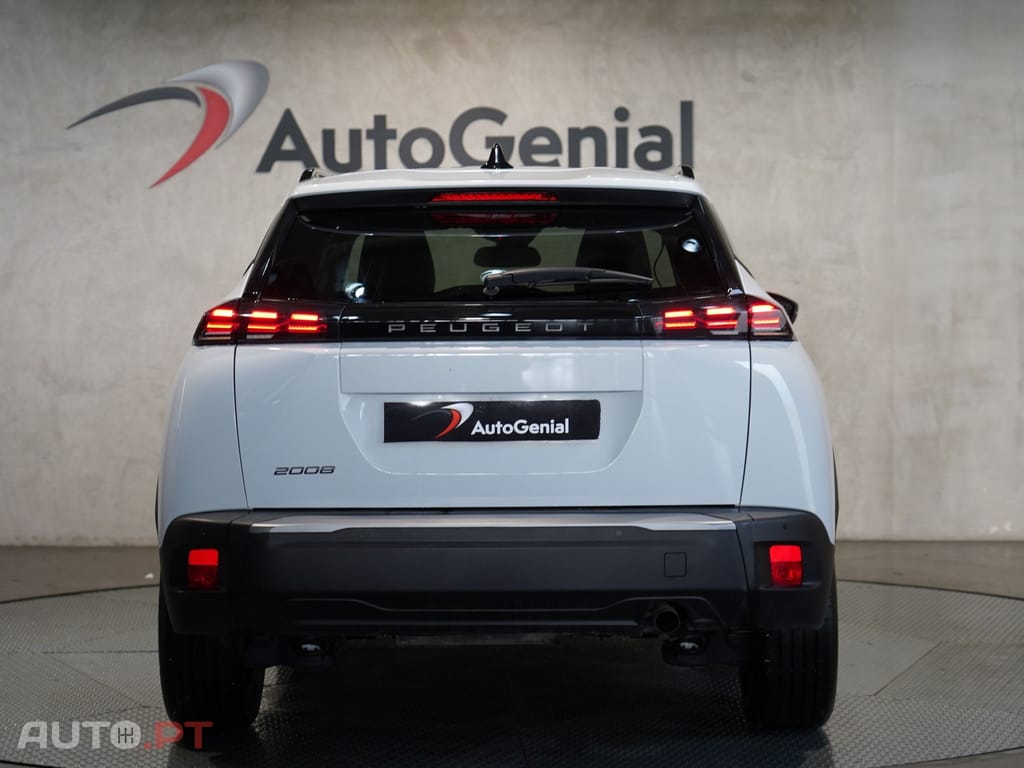 Peugeot 2008 1.2 PureTech Allure