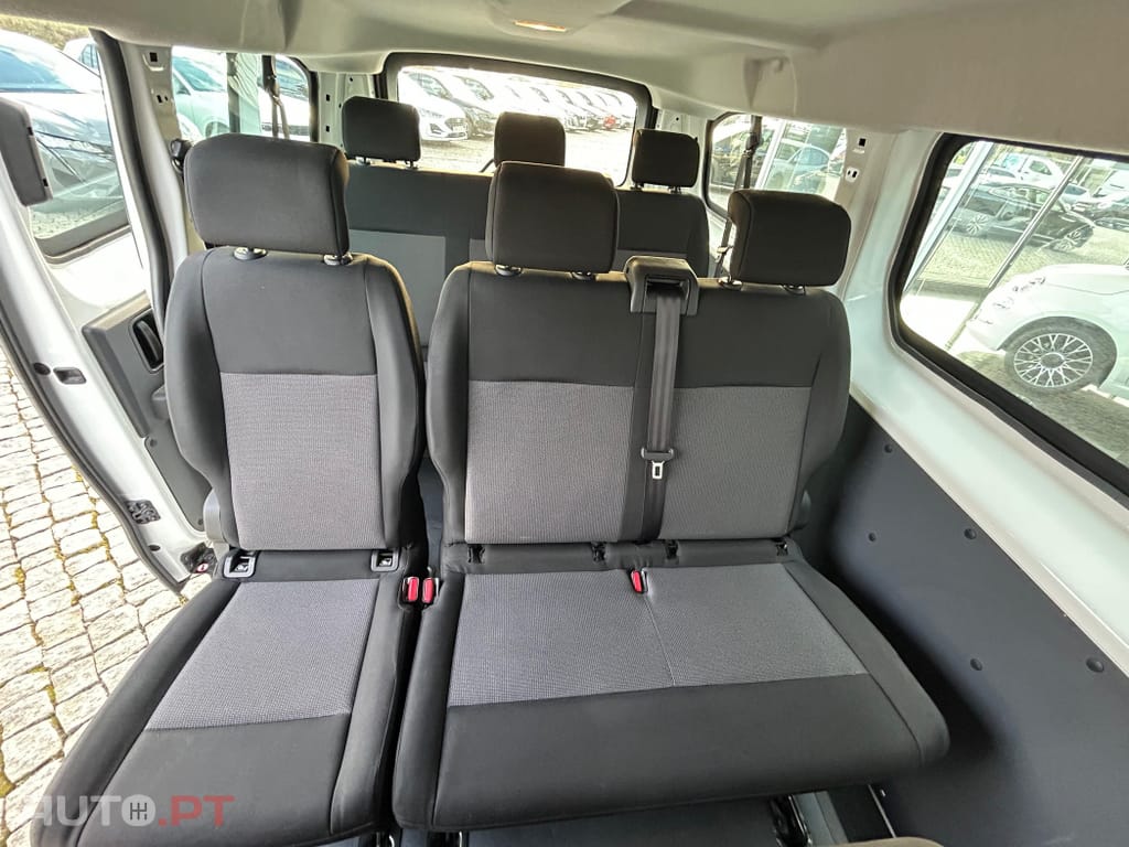 Opel Vivaro 1.5 CDTi L2H1 Essentia Inc