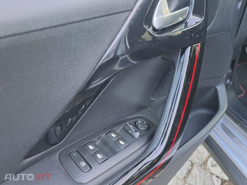 Peugeot 2008 1.2 PureTech GT Line