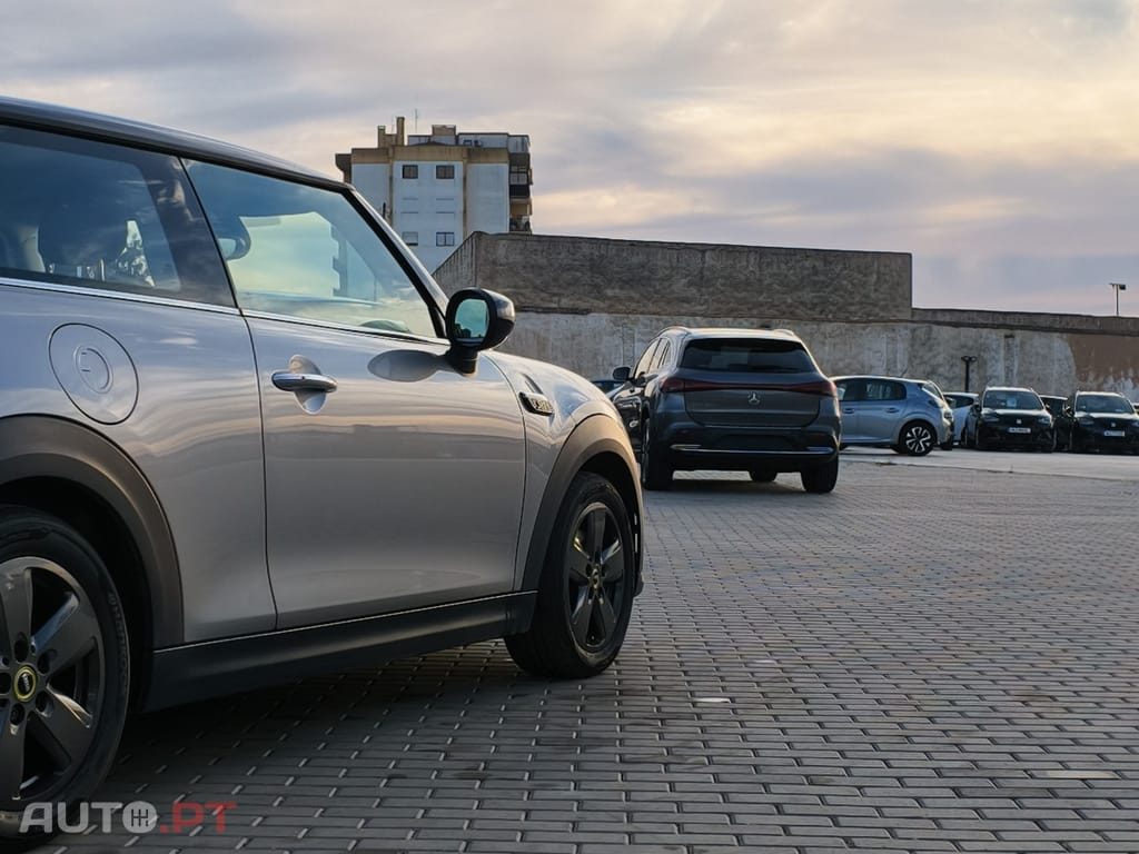 MINI Cooper SE Classic