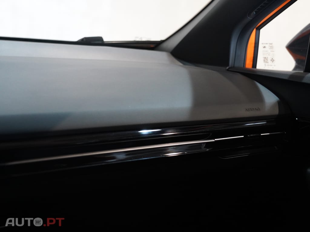 MG MG4 64 kWh Luxury