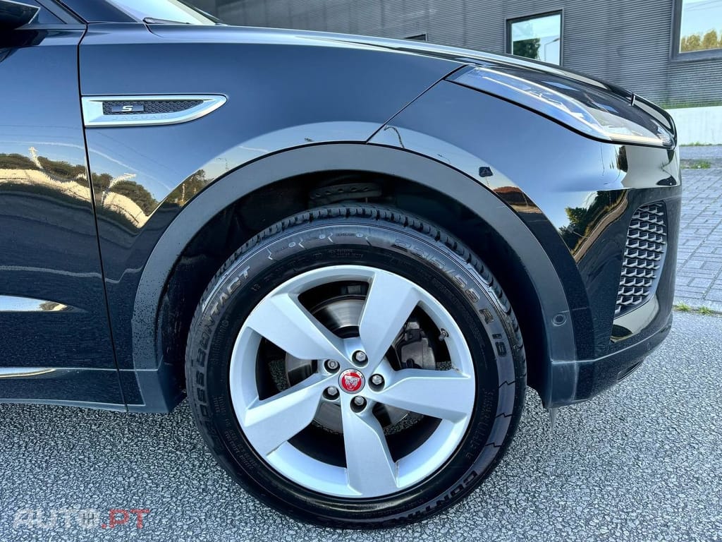 Jaguar E-Pace 2.0 i4D R-Dynamic